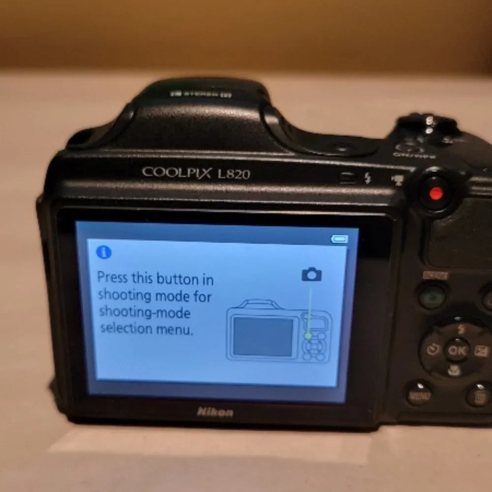 Nikon COOLPIX L820 Digital Camera